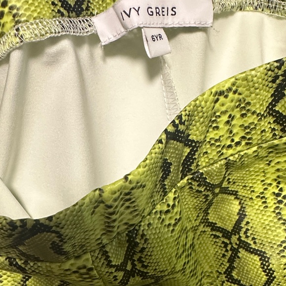 Faux leather LEGGINGS [NEON YELLOW] kids size 6 - Picture 2 of 2